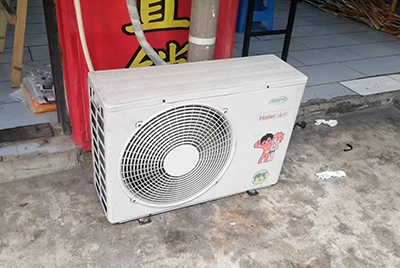 莱城空调突然不制冷只吹自然风怎么办？